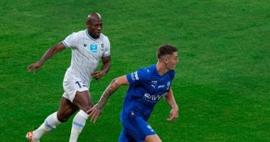 رسميآ… الهلال يقلب تأخره إلى تقدم أمام الأخدود في الشوط الأول بالدوري السعودي