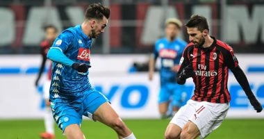 رسميآ… ميلان يستضيف نابولي فى قمة نارية على صدارة الدوري الإيطالي