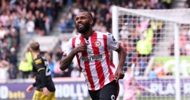 رسميآ… مان يونايتد يسقط أمام برينتفورد بثلاثية فى الدوري الإنجليزي.. فيديو